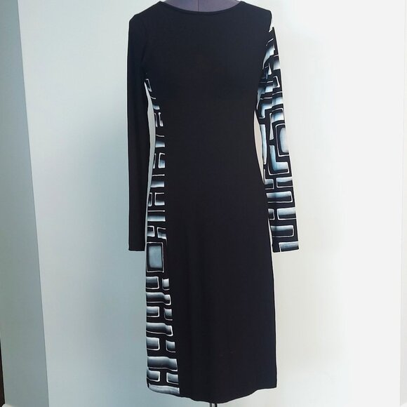 Rock 'N' Karma Knee Length Dress With Back Cut  Out - Size S - Picture 1 of 10
